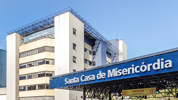 Monitoreo de presupuestos y procedimientos en el complejo hospitalario Santa Casa de Misericordia