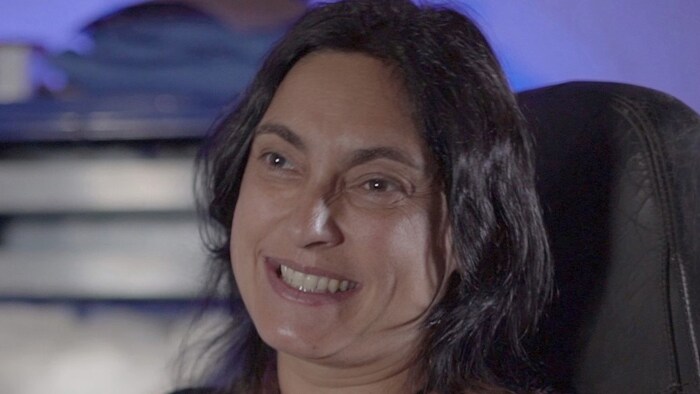 Madre y mecánica automotriz